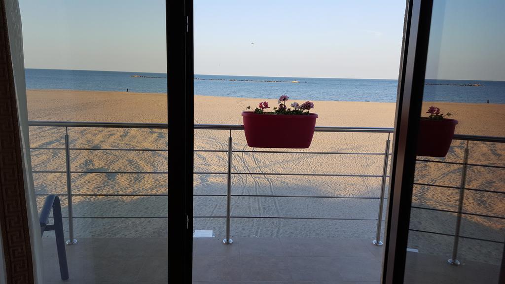 Hotel Solea Beach Mamaia Exterior photo